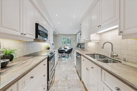 Photo 9 at 201 - 34 Snowshoe Mill Way, Windfields, Toronto