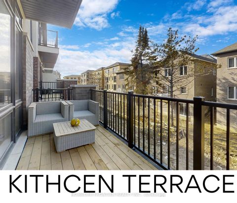 Photo 24 at 40 Chiara Rose Lane, Oak Ridges, Richmond Hill