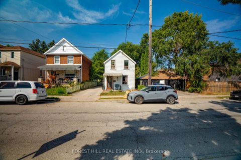 Photo 3 at 2 Goldwin Avenue, Mount Dennis, Toronto