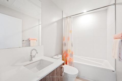 Photo 4 at 424 - 681 Yonge Street, Painswick South, Barrie