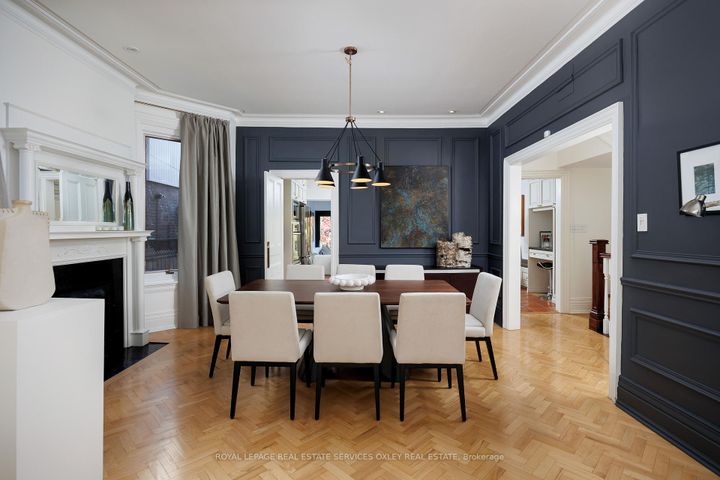 Photo 4 at 134 Roxborough Street W, Annex, Toronto