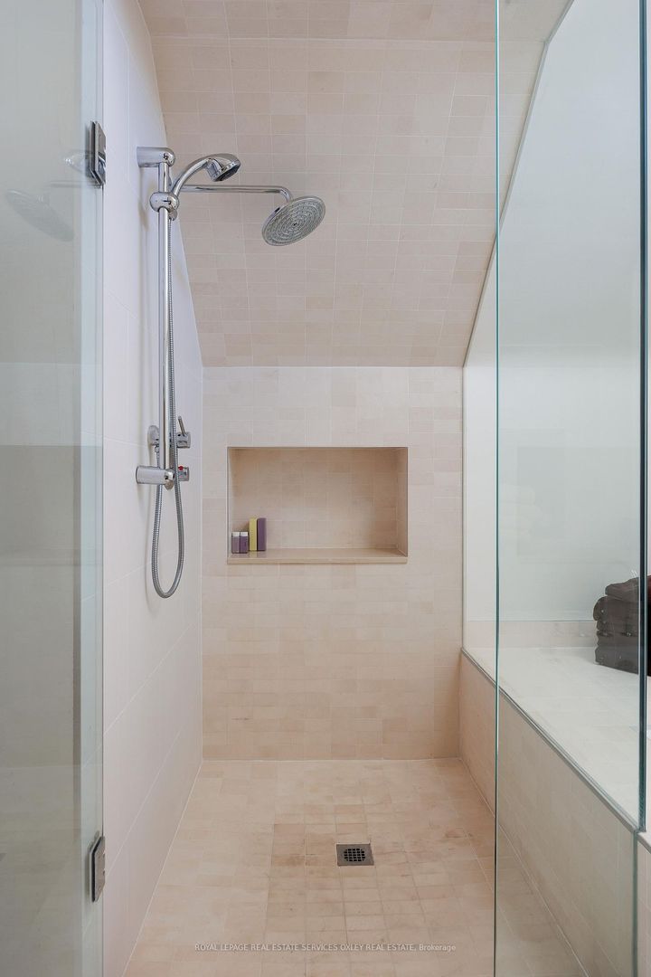 Photo 19 at 134 Roxborough Street W, Annex, Toronto