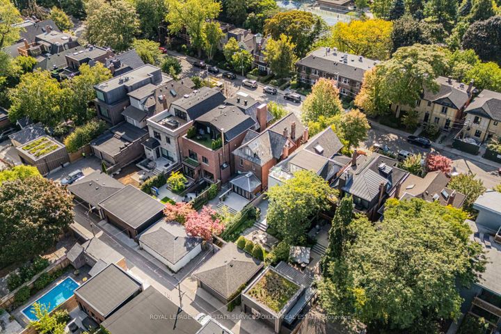 Photo 32 at 134 Roxborough Street W, Annex, Toronto
