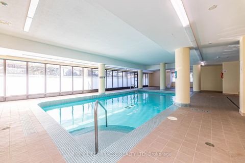 Photo 15 at 909 - 10 Markbrook Lane, Jamestown, Toronto
