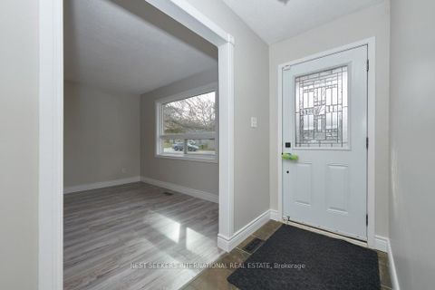 Photo 1 at 257 Dodson Road, Painswick North, Barrie