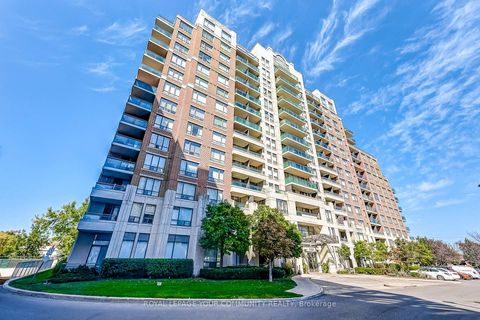 Photo 2 at 905 - 350 Red Maple Road, Langstaff, Richmond Hill