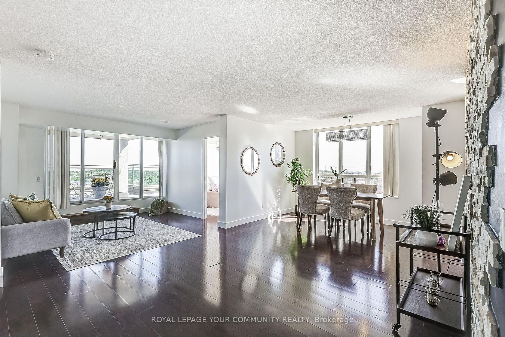 905 - 350 Red Maple Road, Langstaff, Richmond Hill 