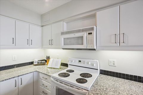 Photo 12 at 2411 - 33 Sheppard Avenue E, Willowdale East, Toronto