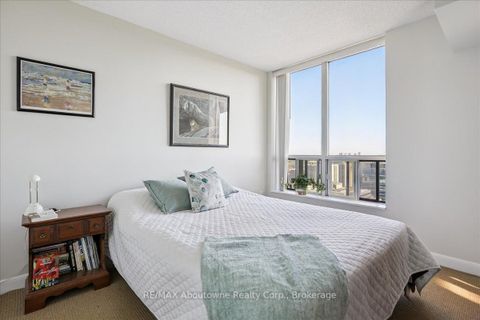 Photo 23 at 2411 - 33 Sheppard Avenue E, Willowdale East, Toronto