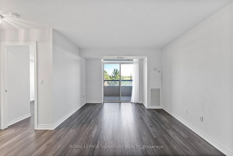 Photo 1 at 818 - 18 Sommerset Way, Willowdale East, Toronto