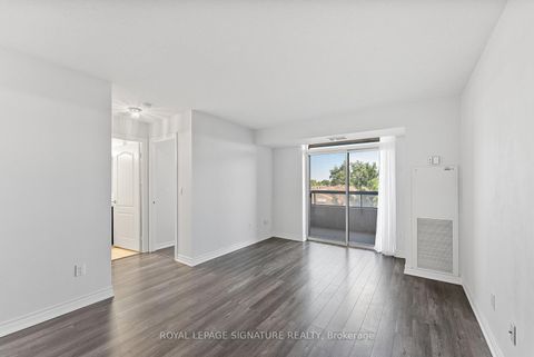 Photo 2 at 818 - 18 Sommerset Way, Willowdale East, Toronto