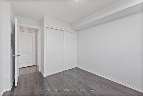 Photo 15 at 818 - 18 Sommerset Way, Willowdale East, Toronto