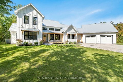 Photo 4 at 190 Toll Road, Rural King, King Photo 4 at 190 Toll Road, Rural King, King