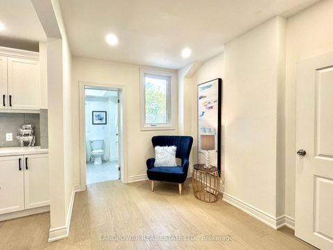 Photo 7 at 1745 Dufferin Street, Oakwood Village, Toronto Photo 7 at 1745 Dufferin Street, Oakwood Village, Toronto