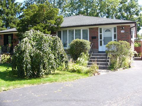 Photo 2 at 1193 Ingledene Drive, FA Falgarwood, Oakville