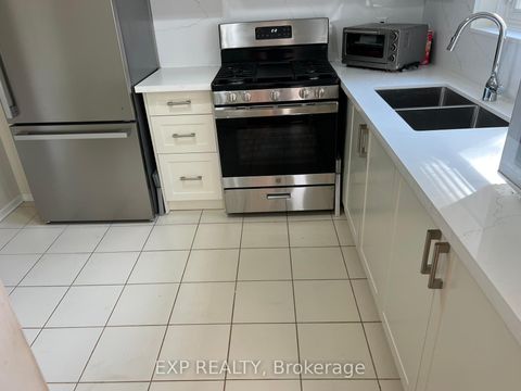 Photo 6 at 57 - 39 Lexington Avenue, Old Rexdale, Toronto