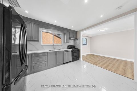 Photo 21 at 6 Brantley Crescent, York University Heights, Toronto