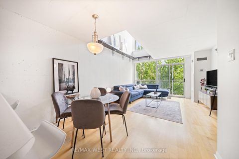 Photo 2 at 510 - 954 King Street W, Niagara, Toronto
