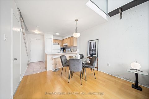 Photo 4 at 510 - 954 King Street W, Niagara, Toronto