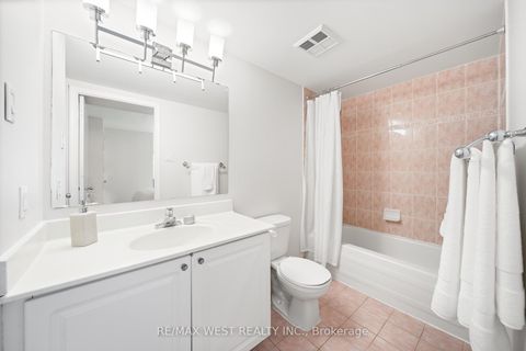 Photo 6 at 510 - 954 King Street W, Niagara, Toronto
