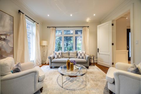 Photo 2 at 102 Mildenhall Road, York Mills, Toronto