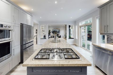 Photo 15 at 556 Bridgeview Road, GO Glenorchy, Oakville