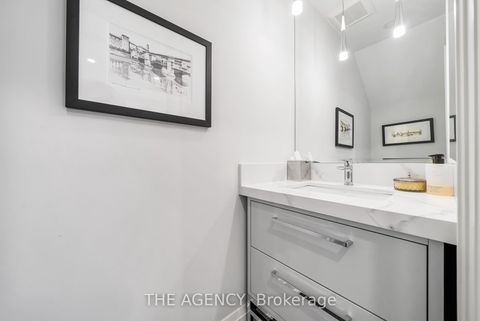 Photo 12 at 3062 Bayview Avenue, Willowdale East, Toronto