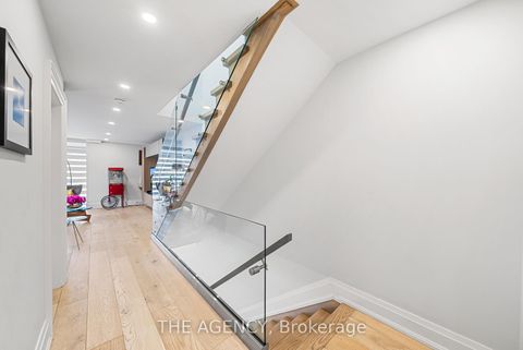 Photo 19 at 3062 Bayview Avenue, Willowdale East, Toronto