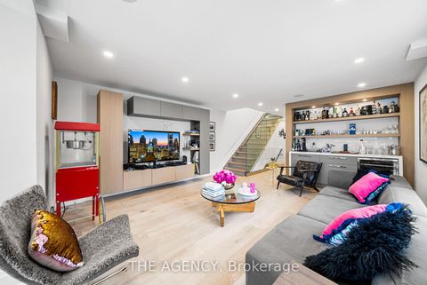 Photo 23 at 3062 Bayview Avenue, Willowdale East, Toronto