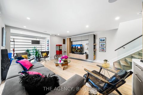 Photo 24 at 3062 Bayview Avenue, Willowdale East, Toronto