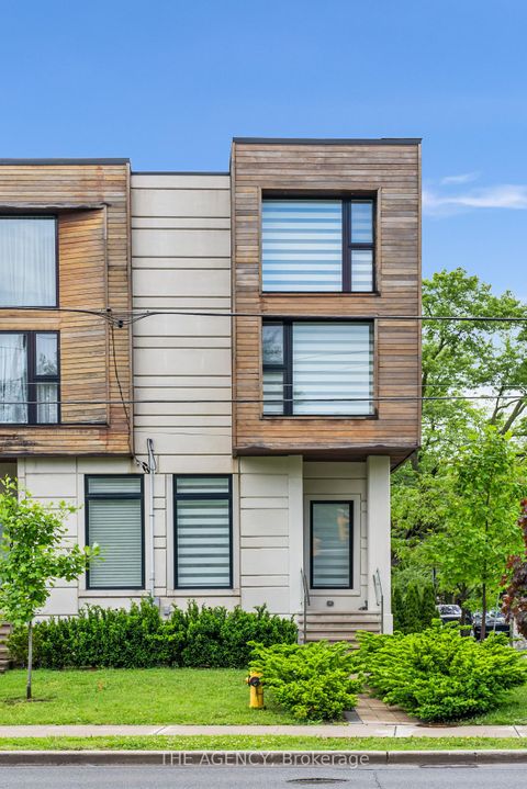Photo 43 at 3062 Bayview Avenue, Willowdale East, Toronto
