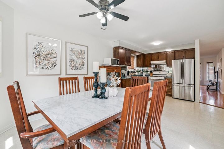 Photo 14 at 3 Bronze Crescent, Bradford, Bradford West Gwillimbury