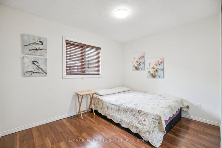 Photo 16 at 3 Bronze Crescent, Bradford, Bradford West Gwillimbury