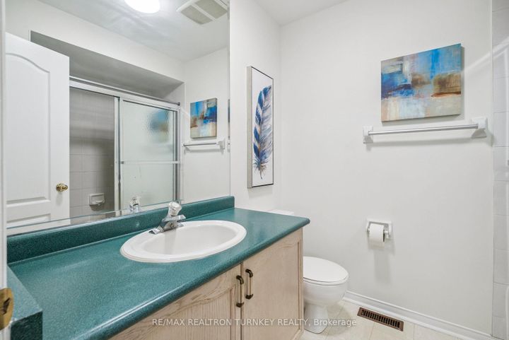 Photo 24 at 3 Bronze Crescent, Bradford, Bradford West Gwillimbury