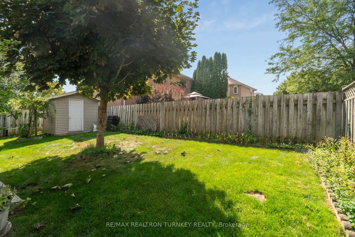 Photo 43 at 3 Bronze Crescent, Bradford, Bradford West Gwillimbury