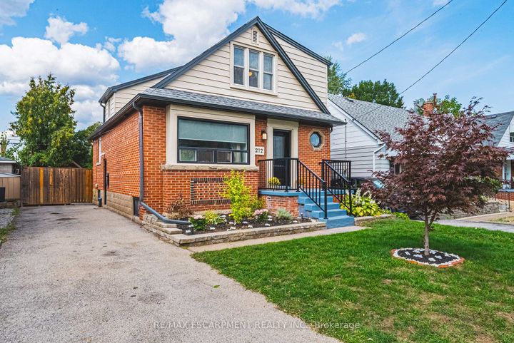 Photo 0 at 212 Rodgers Road, Bartonville, Hamilton