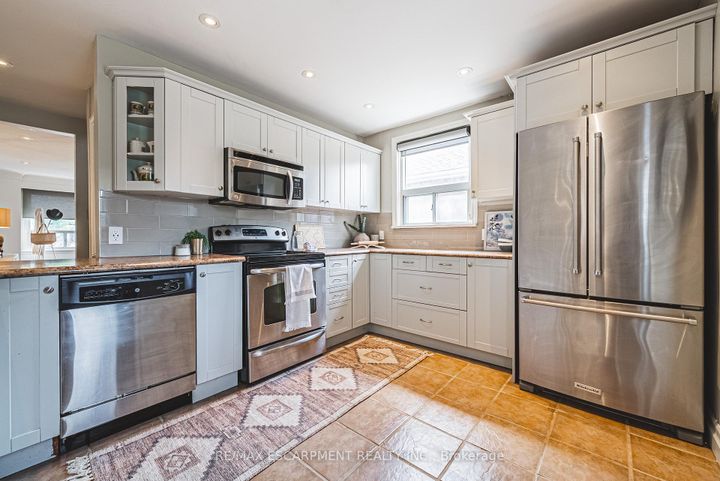 Photo 15 at 212 Rodgers Road, Bartonville, Hamilton