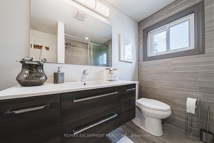 Photo 30 at 212 Rodgers Road, Bartonville, Hamilton