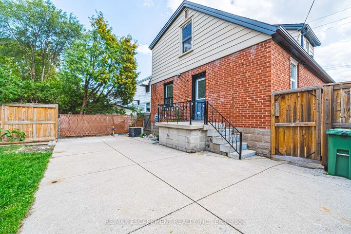 Photo 40 at 212 Rodgers Road, Bartonville, Hamilton