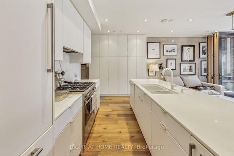 Photo 11 at 10 - 40 Westmoreland Avenue, Junction, Toronto