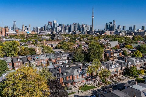 Photo 36 at 49 Beatrice Street, Bellwoods, Toronto