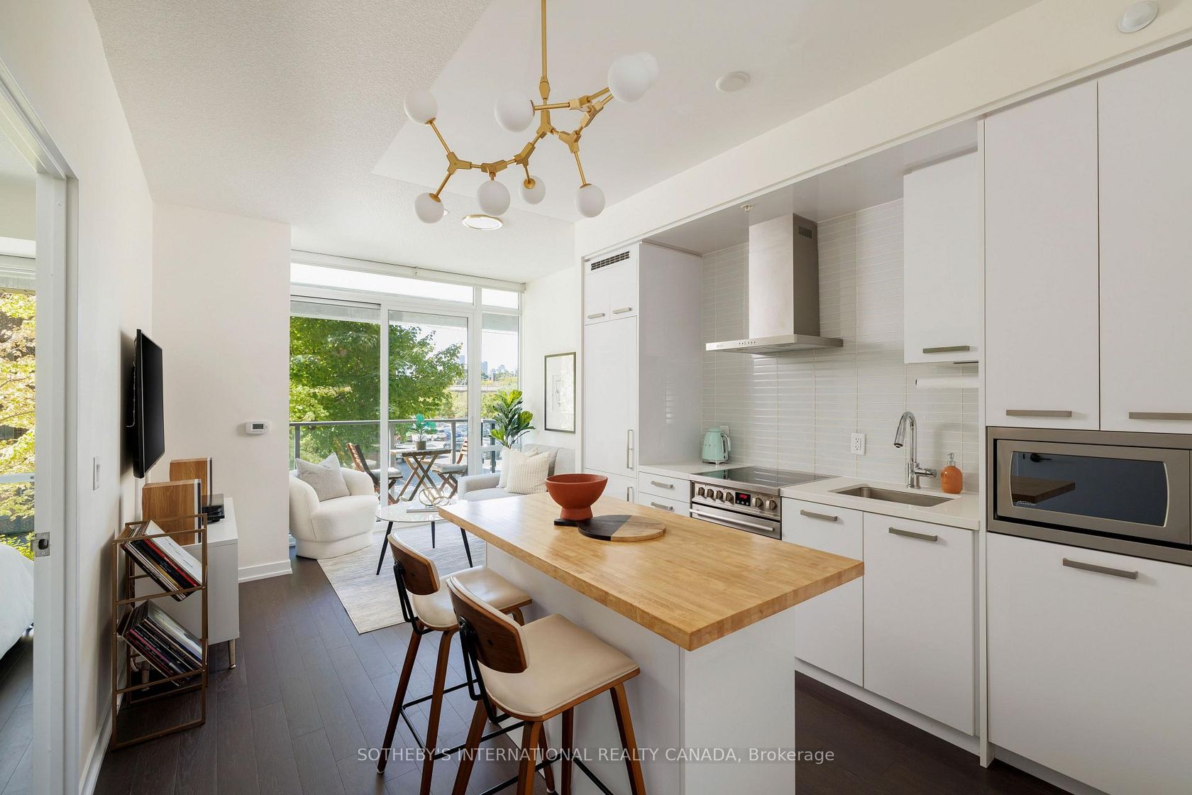 N127 - 120 Bayview Avenue, Waterfront Communities C8, Toronto 