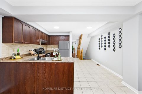 Photo 9 at 77 Coyote Crescent, Rouge E11, Toronto
