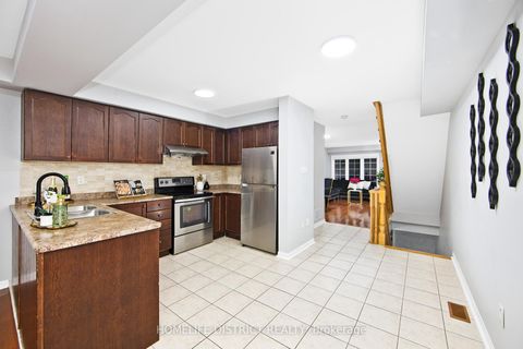 Photo 10 at 77 Coyote Crescent, Rouge E11, Toronto