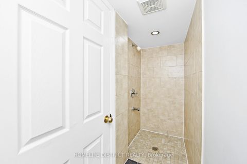 Photo 21 at 77 Coyote Crescent, Rouge E11, Toronto