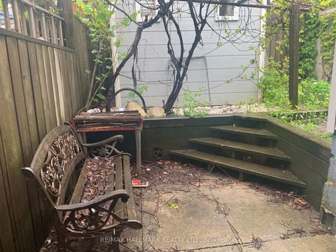 Photo 11 at 295 Old Weston Road, Pellam Park, Toronto