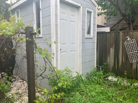 Photo 15 at 295 Old Weston Road, Pellam Park, Toronto
