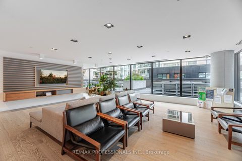 Photo 33 at 716 - 111 Bathurst Street, Waterfront Communities C1, Toronto
