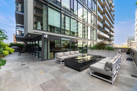 Photo 37 at 716 - 111 Bathurst Street, Waterfront Communities C1, Toronto