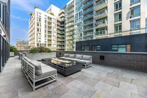 Photo 38 at 716 - 111 Bathurst Street, Waterfront Communities C1, Toronto
